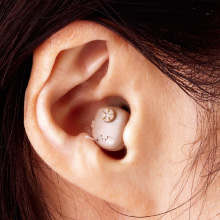 快適 耳穴式デジタル補聴器